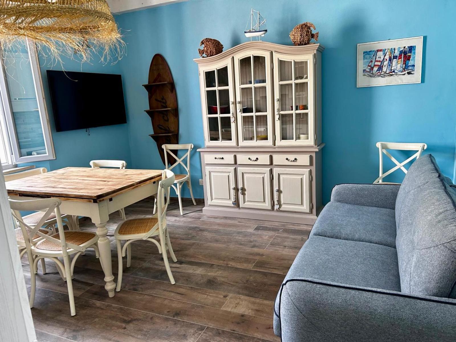 Camillo Benso Apartment Follonica
